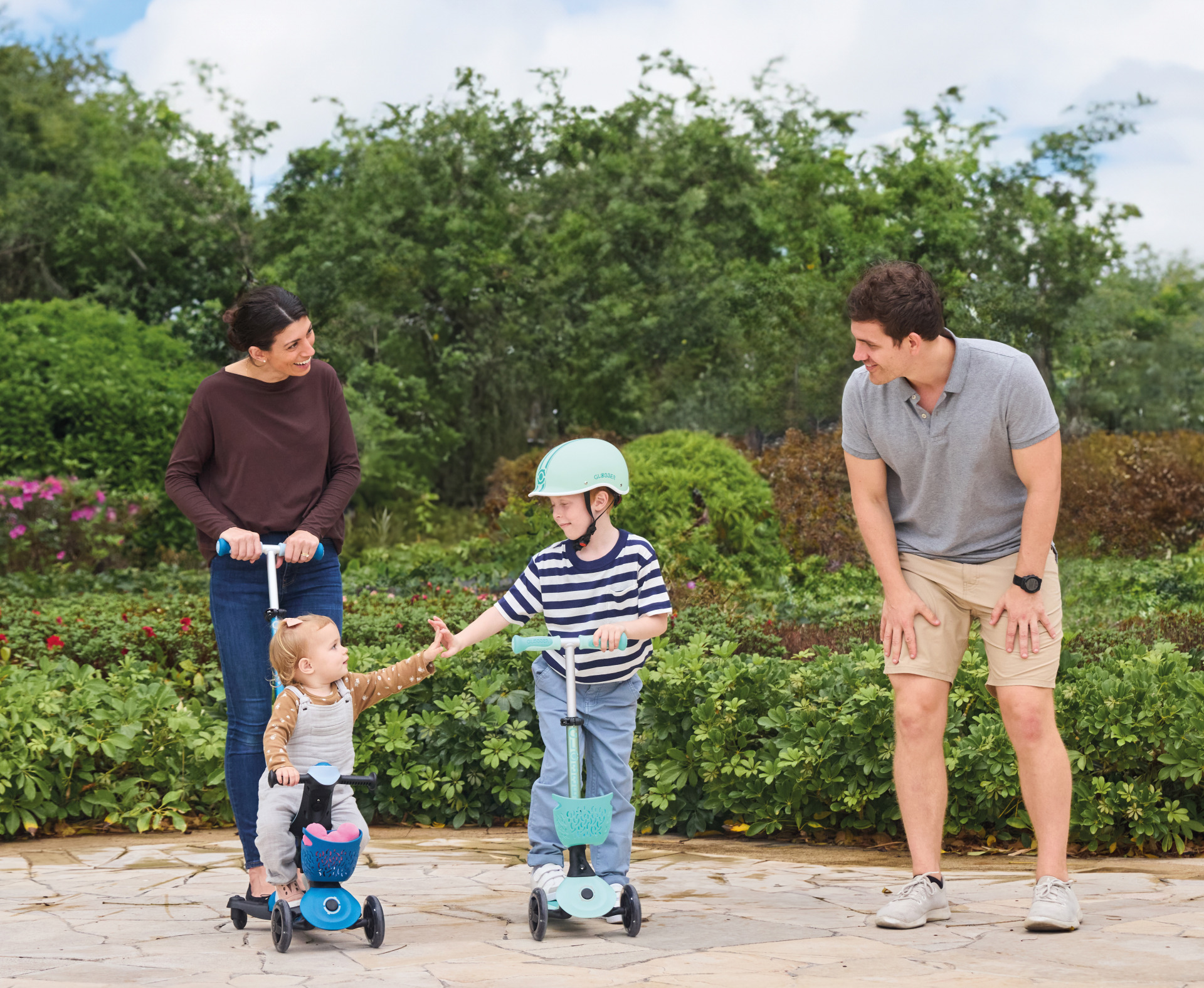 GO•UP 360° range - 3 in one scooter with seat